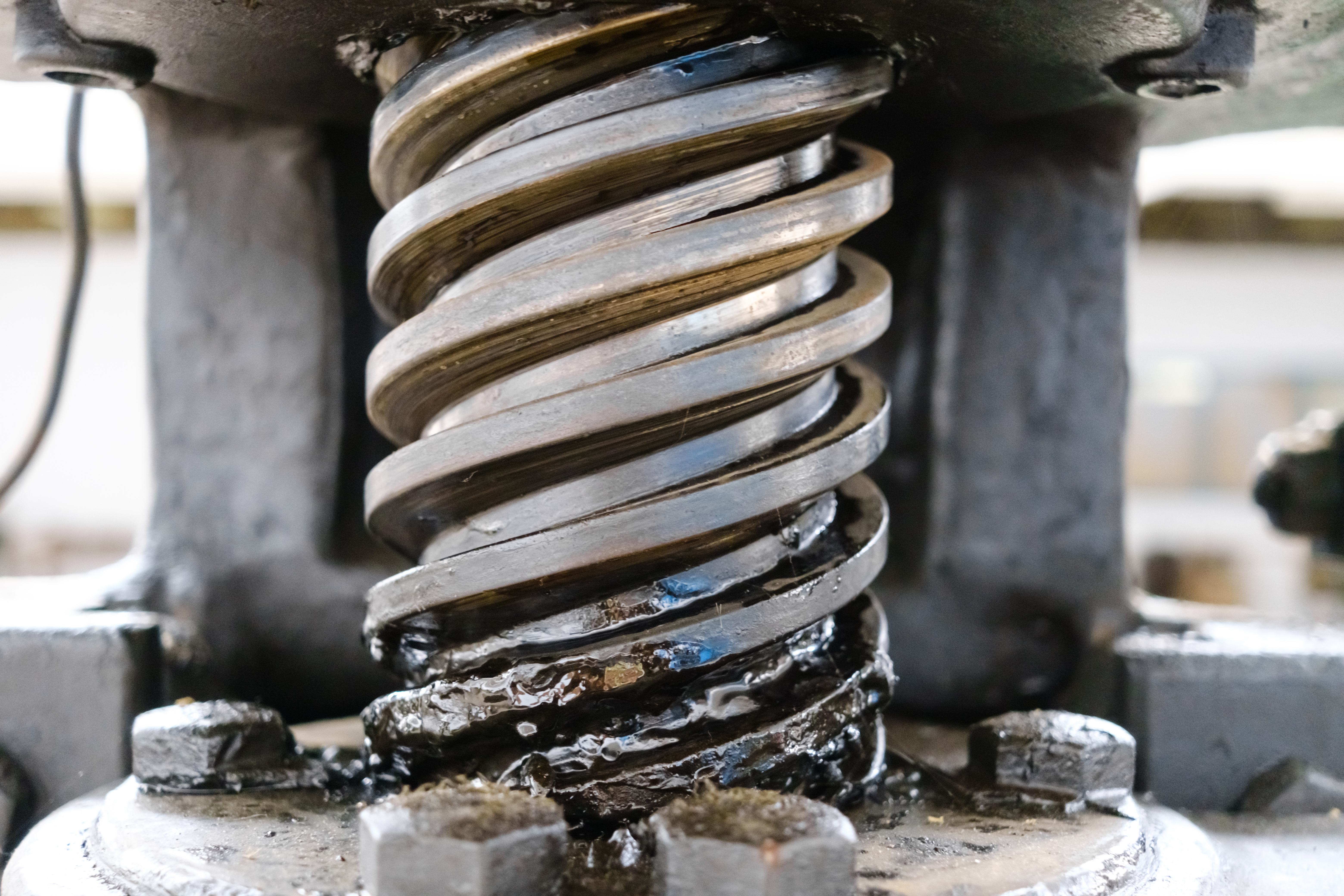 impact-of-hydraulic-oil-change-on-performance.jpg