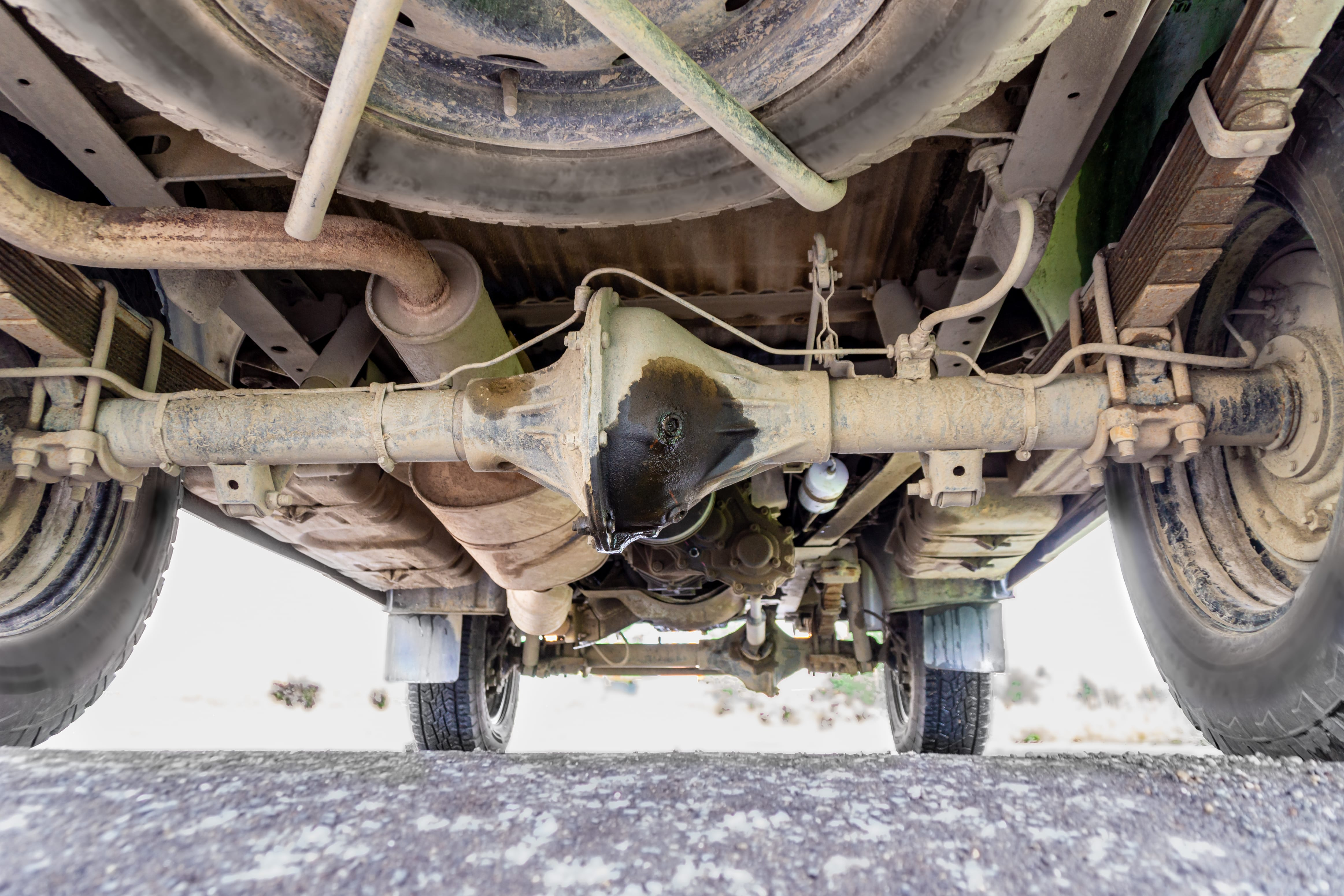 preventing-lift-oil-leaks.jpeg
